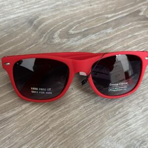 KG-WF01-ST KID LEAD FREE RETRO OPTIX UV P SUN GLASS RED