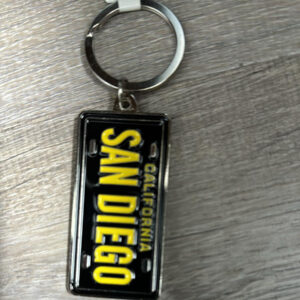 KC-MKR-060 SD  LICENCE PLATE /YELLOW METAL KEYCHAIN