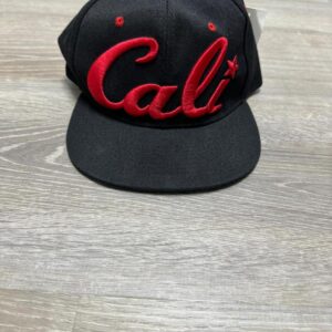 CAP 1318 Red Print CALI Snap-Back Cap Black