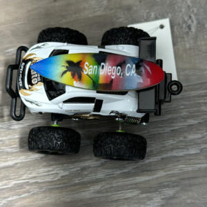 M CAR-6225 SAN DIEGO M  SCALE METAL CAR WHITE